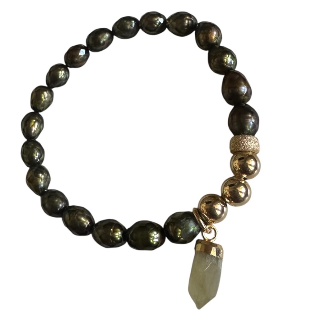 Classic 6mm Forest Green Pearl Stretch Bracelet Gold Filled Quartz Charm